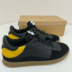 EKN Sneakers (Brand New)